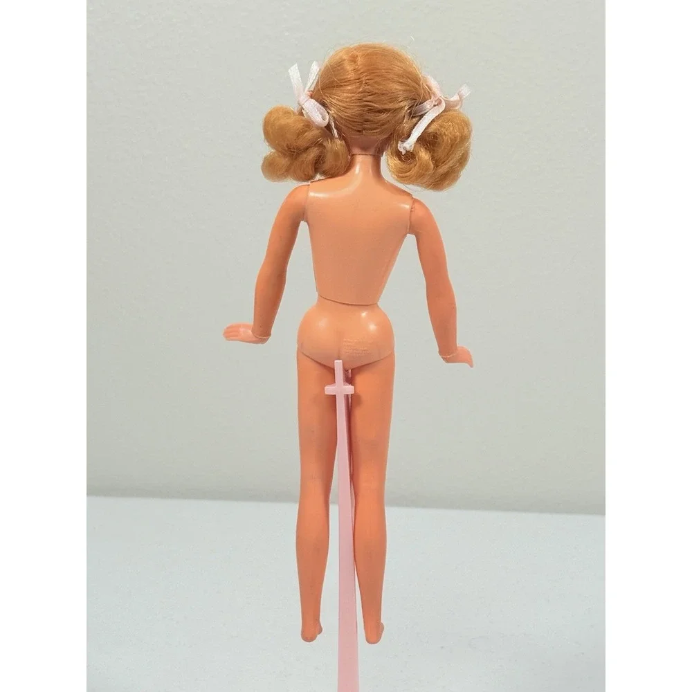 VINTAGE 1969 Taiwán DRAMATIC NEW LIVING SKIPPER DOLL Strawberry Blonde Barbie